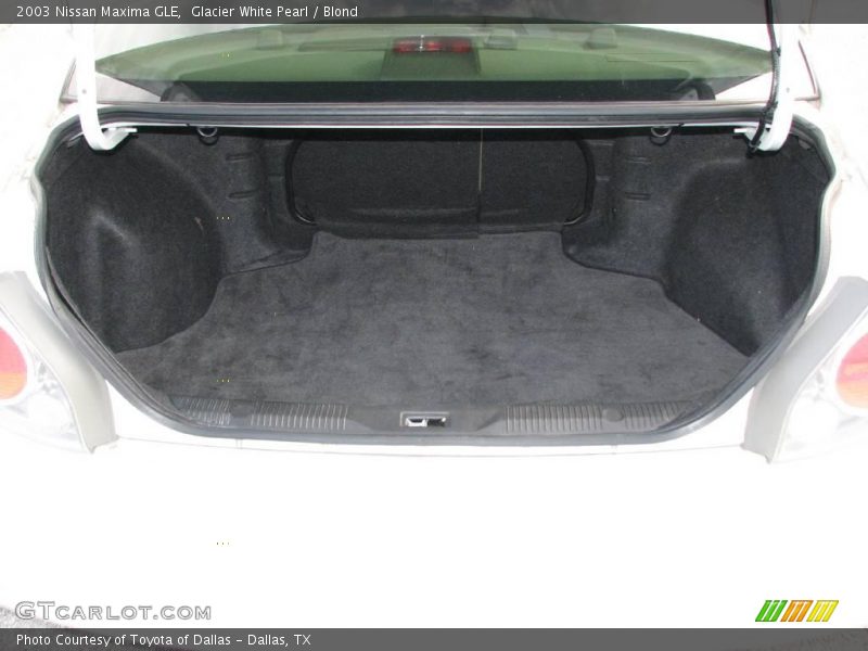 Glacier White Pearl / Blond 2003 Nissan Maxima GLE