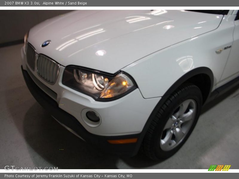 Alpine White / Sand Beige 2007 BMW X3 3.0si