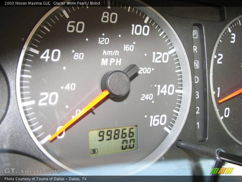 Glacier White Pearl / Blond 2003 Nissan Maxima GLE