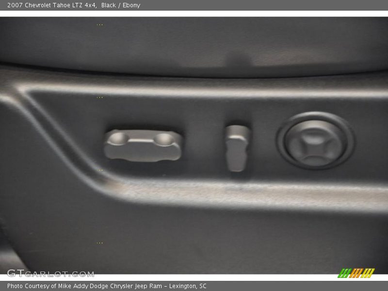 Black / Ebony 2007 Chevrolet Tahoe LTZ 4x4