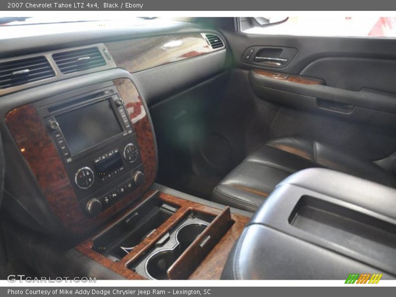 Black / Ebony 2007 Chevrolet Tahoe LTZ 4x4