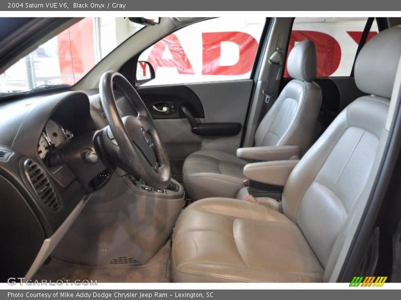 Black Onyx / Gray 2004 Saturn VUE V6