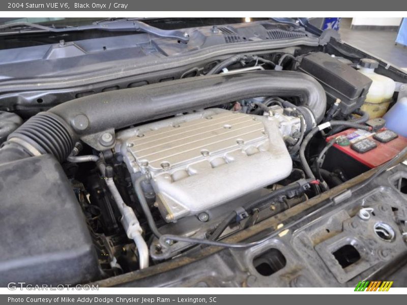 Black Onyx / Gray 2004 Saturn VUE V6