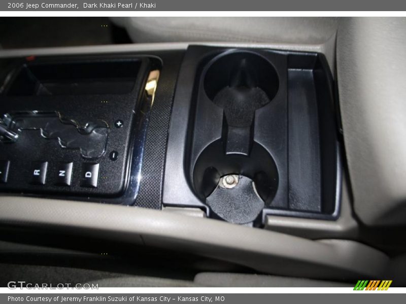 Dark Khaki Pearl / Khaki 2006 Jeep Commander
