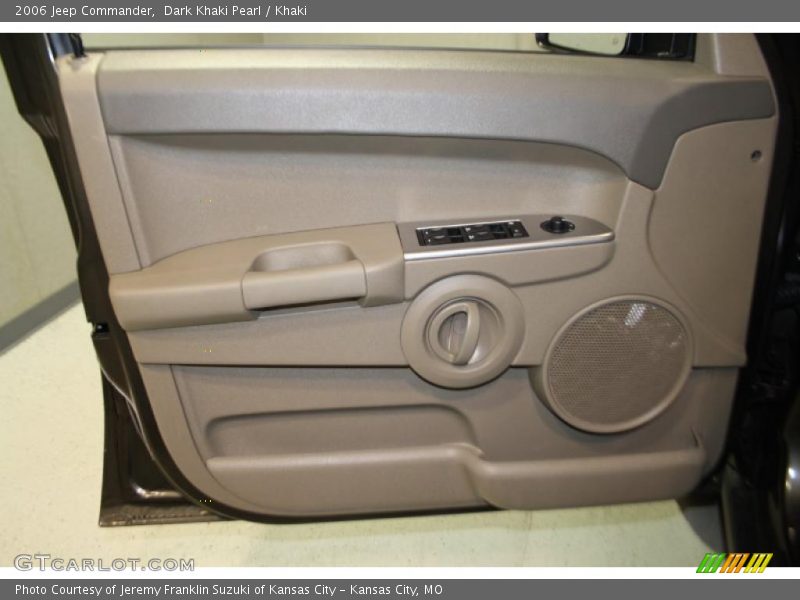 Dark Khaki Pearl / Khaki 2006 Jeep Commander