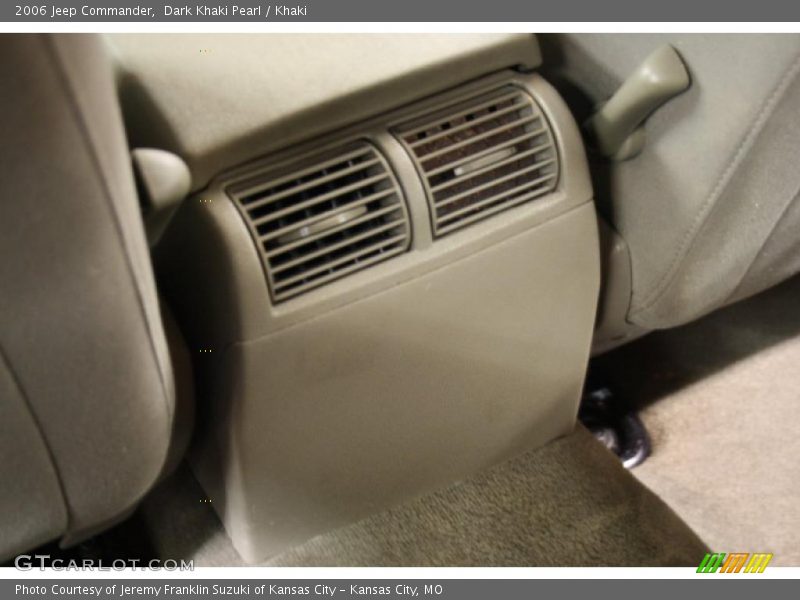 Dark Khaki Pearl / Khaki 2006 Jeep Commander