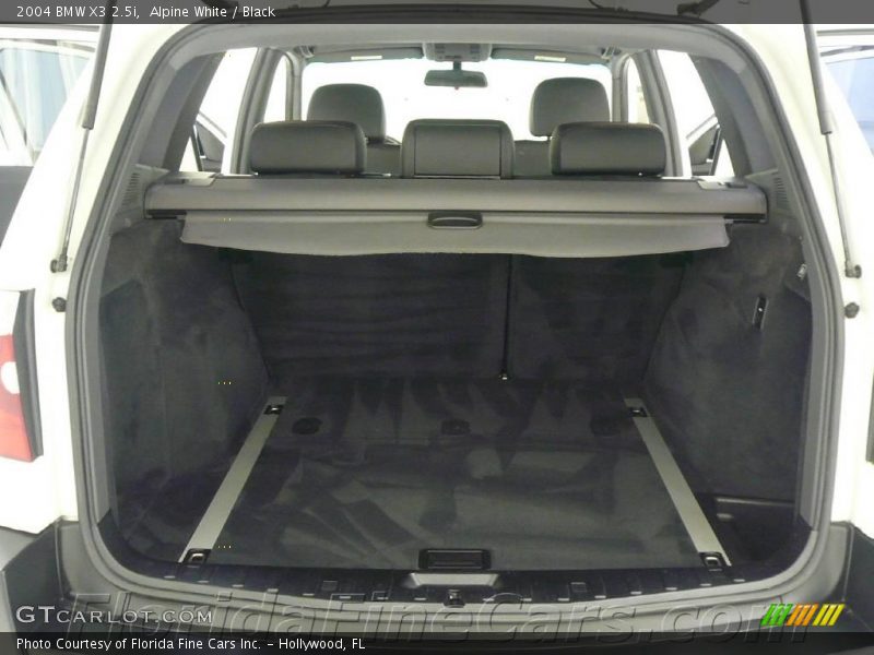Alpine White / Black 2004 BMW X3 2.5i