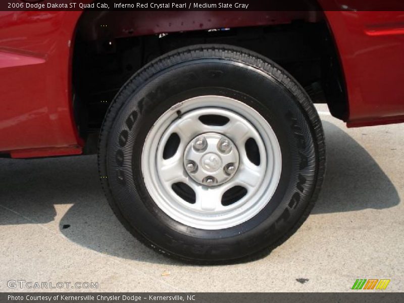 Inferno Red Crystal Pearl / Medium Slate Gray 2006 Dodge Dakota ST Quad Cab