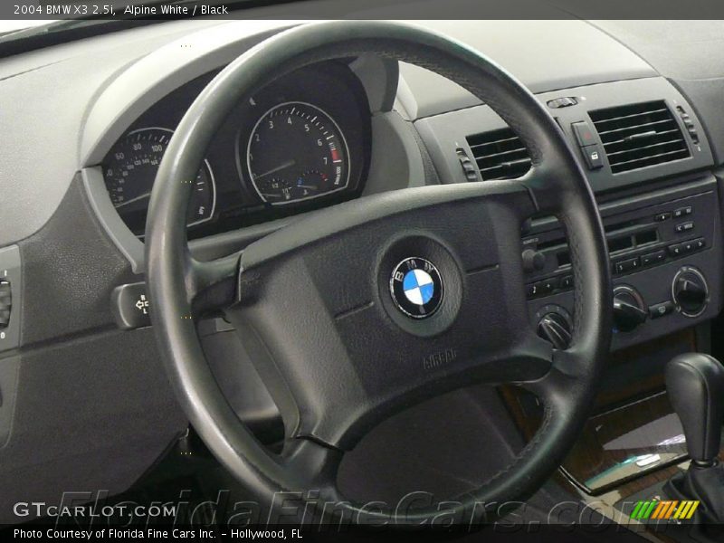 Alpine White / Black 2004 BMW X3 2.5i