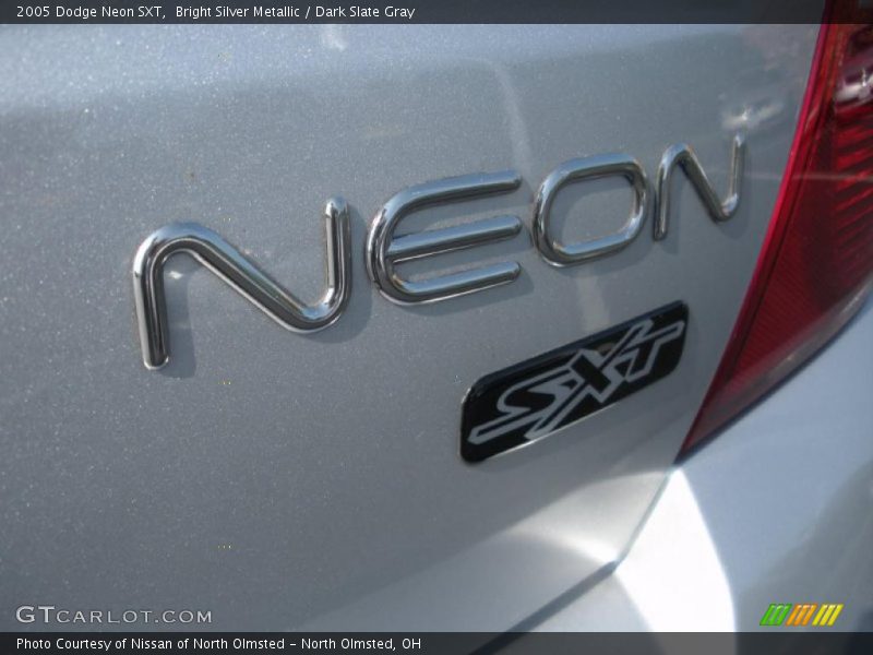 Bright Silver Metallic / Dark Slate Gray 2005 Dodge Neon SXT