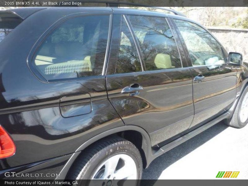 Jet Black / Sand Beige 2005 BMW X5 4.4i