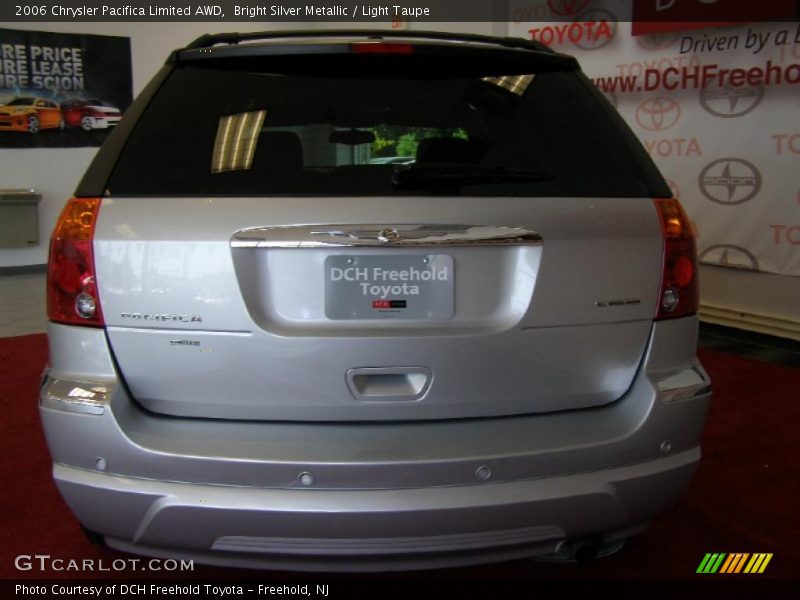 Bright Silver Metallic / Light Taupe 2006 Chrysler Pacifica Limited AWD