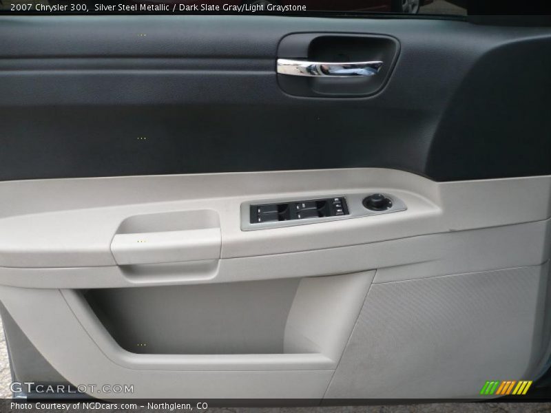 Silver Steel Metallic / Dark Slate Gray/Light Graystone 2007 Chrysler 300