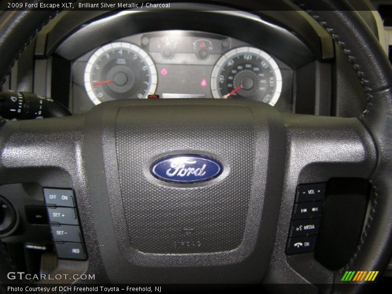 Brilliant Silver Metallic / Charcoal 2009 Ford Escape XLT