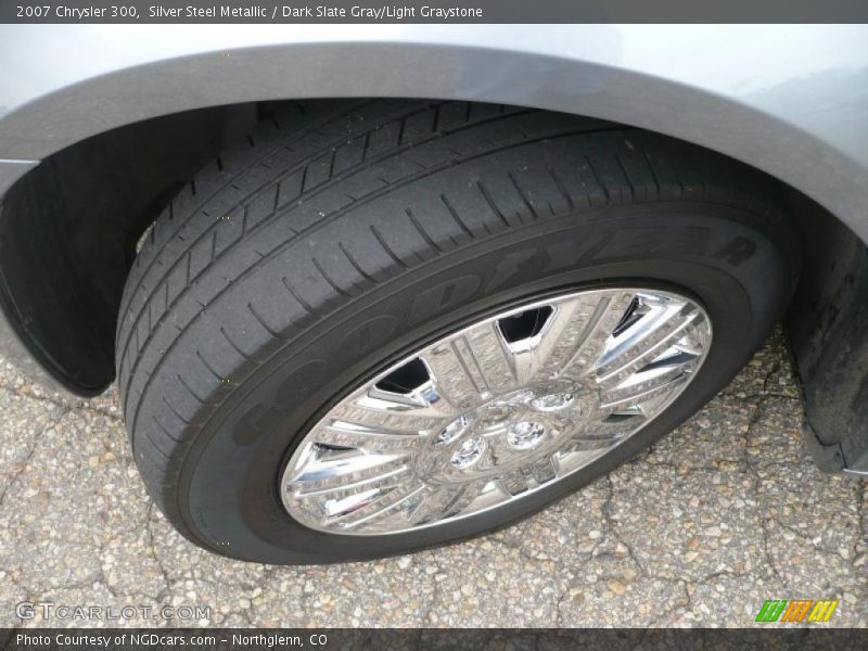 Silver Steel Metallic / Dark Slate Gray/Light Graystone 2007 Chrysler 300