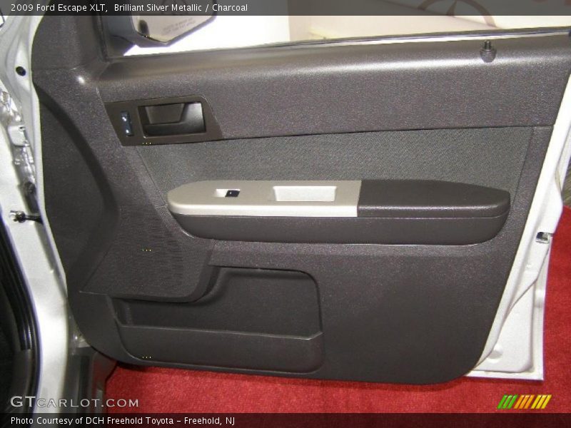 Brilliant Silver Metallic / Charcoal 2009 Ford Escape XLT