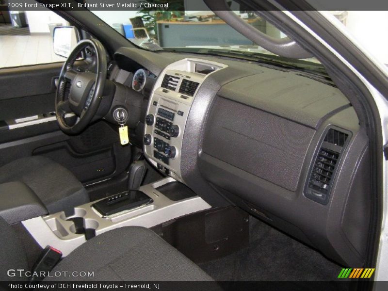 Brilliant Silver Metallic / Charcoal 2009 Ford Escape XLT