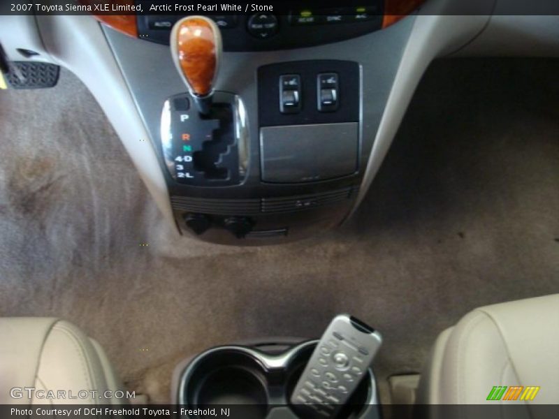 Arctic Frost Pearl White / Stone 2007 Toyota Sienna XLE Limited