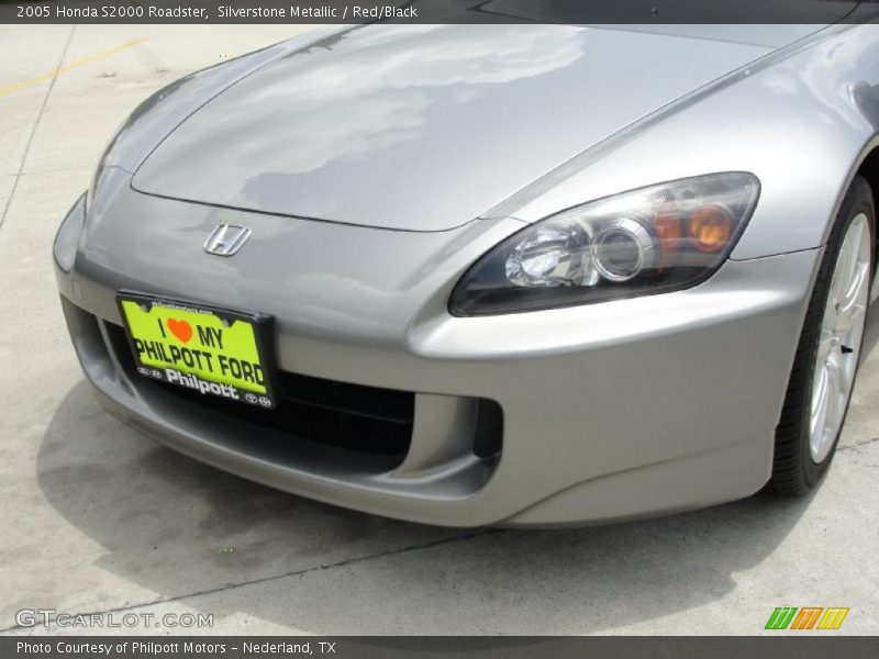 Silverstone Metallic / Red/Black 2005 Honda S2000 Roadster