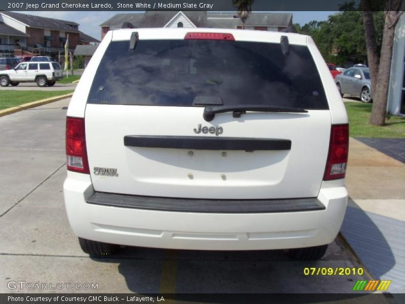 Stone White / Medium Slate Gray 2007 Jeep Grand Cherokee Laredo