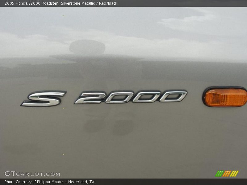 Silverstone Metallic / Red/Black 2005 Honda S2000 Roadster