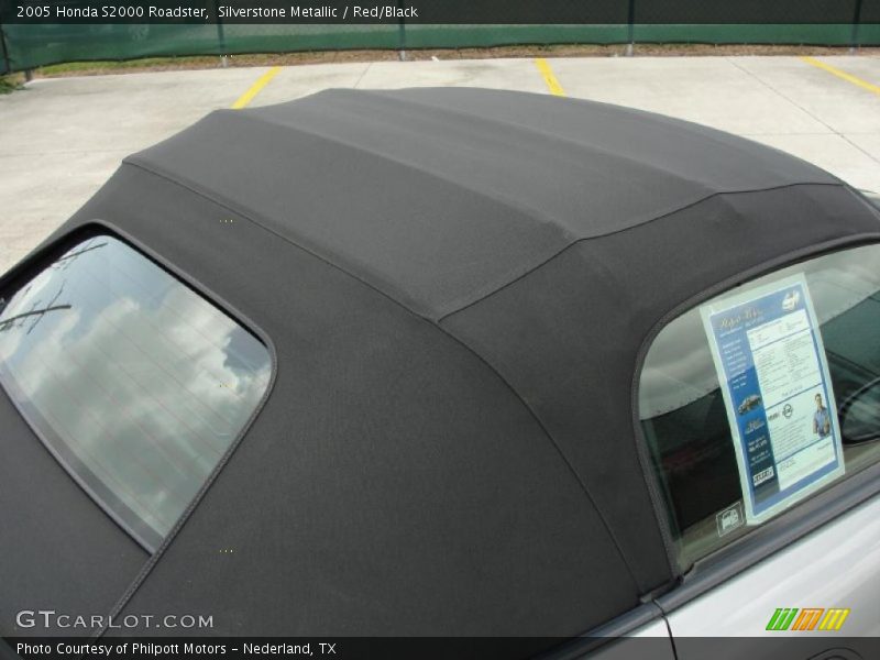 Silverstone Metallic / Red/Black 2005 Honda S2000 Roadster