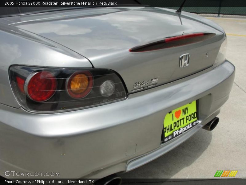 Silverstone Metallic / Red/Black 2005 Honda S2000 Roadster