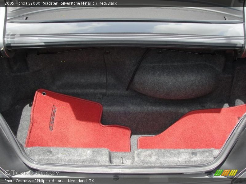 Silverstone Metallic / Red/Black 2005 Honda S2000 Roadster