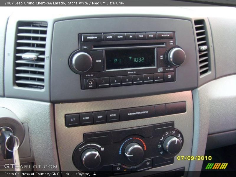 Stone White / Medium Slate Gray 2007 Jeep Grand Cherokee Laredo