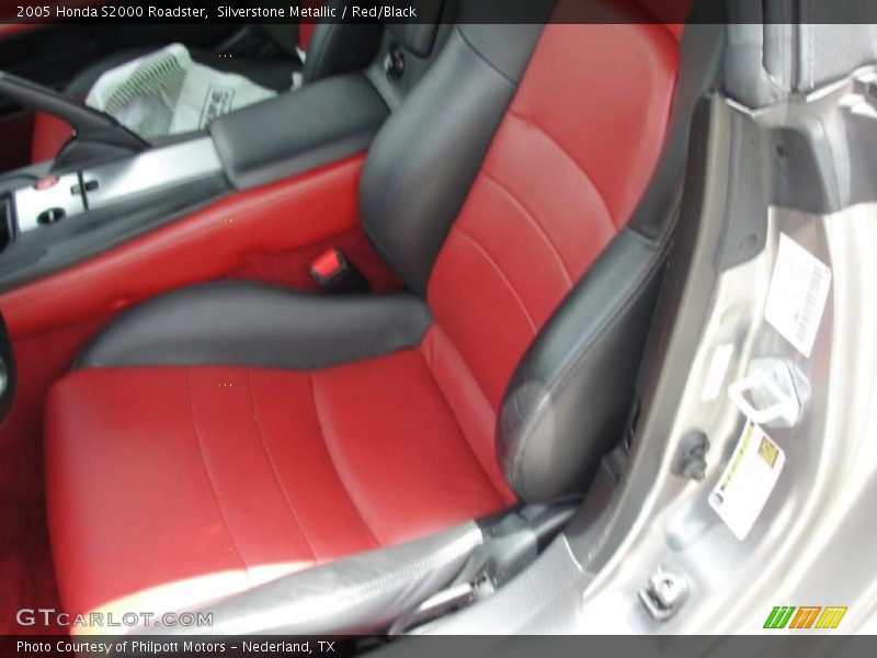 Silverstone Metallic / Red/Black 2005 Honda S2000 Roadster