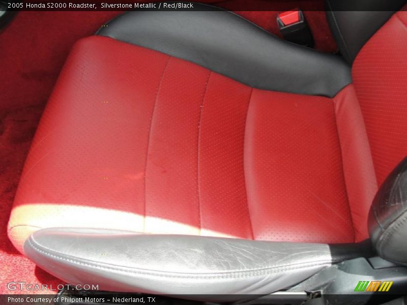 Silverstone Metallic / Red/Black 2005 Honda S2000 Roadster