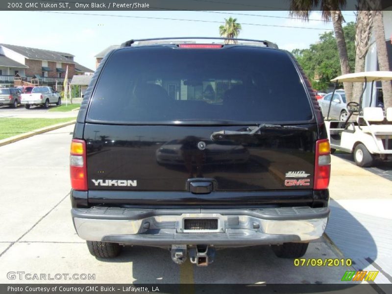 Onyx Black / Pewter/Shale 2002 GMC Yukon SLT
