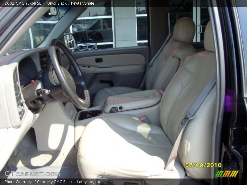 Onyx Black / Pewter/Shale 2002 GMC Yukon SLT