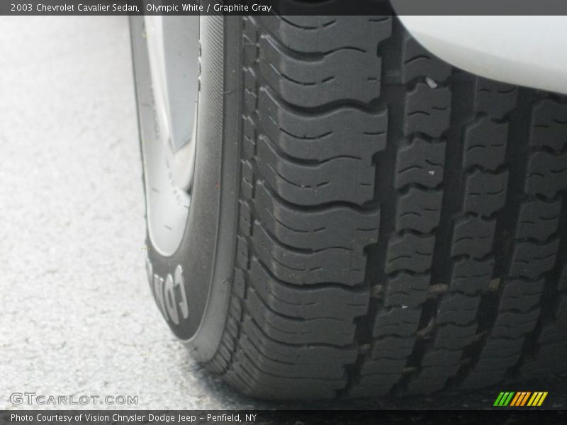 Olympic White / Graphite Gray 2003 Chevrolet Cavalier Sedan