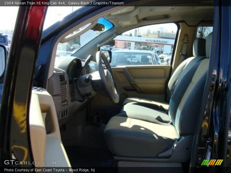 Galaxy Black / Graphite/Titanium 2004 Nissan Titan XE King Cab 4x4