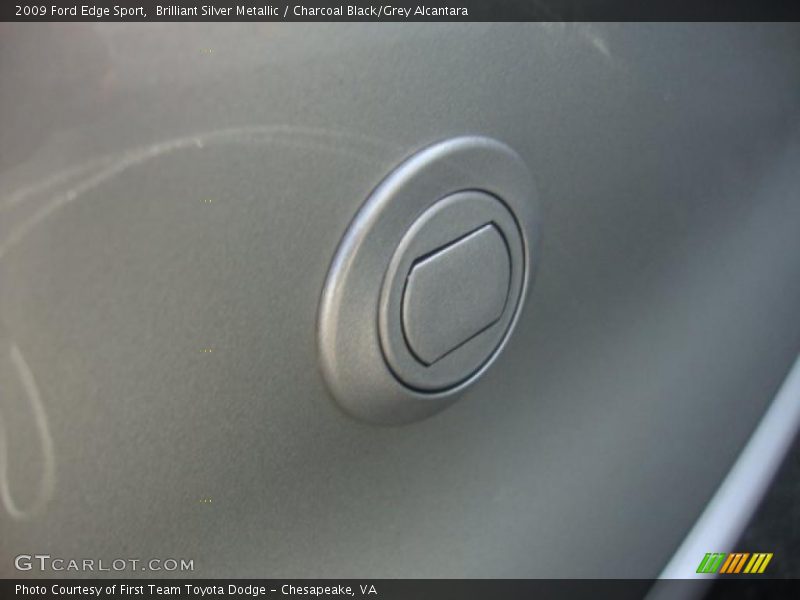 Brilliant Silver Metallic / Charcoal Black/Grey Alcantara 2009 Ford Edge Sport