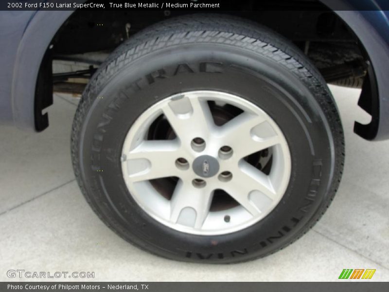 True Blue Metallic / Medium Parchment 2002 Ford F150 Lariat SuperCrew