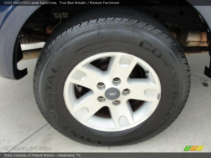 True Blue Metallic / Medium Parchment 2002 Ford F150 Lariat SuperCrew