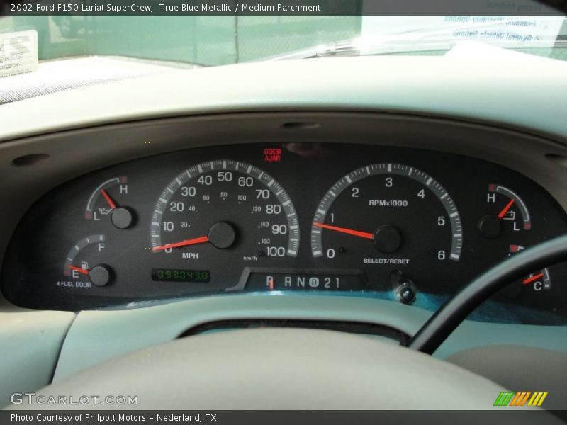 True Blue Metallic / Medium Parchment 2002 Ford F150 Lariat SuperCrew