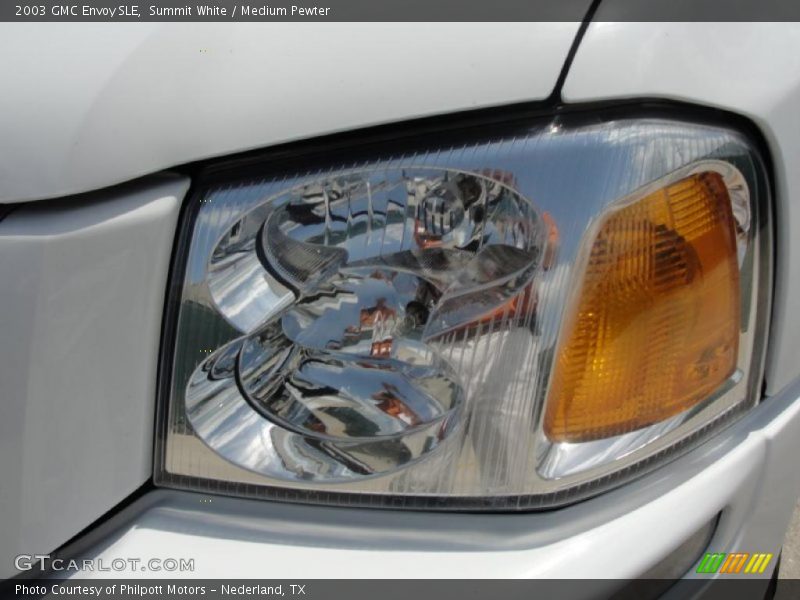 Summit White / Medium Pewter 2003 GMC Envoy SLE