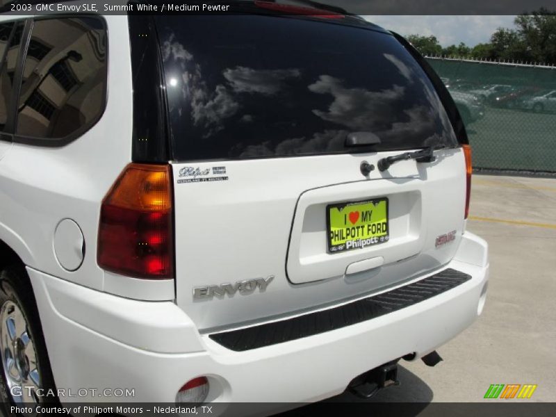 Summit White / Medium Pewter 2003 GMC Envoy SLE