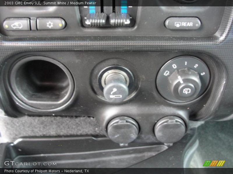 Summit White / Medium Pewter 2003 GMC Envoy SLE