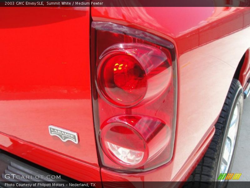 Summit White / Medium Pewter 2003 GMC Envoy SLE