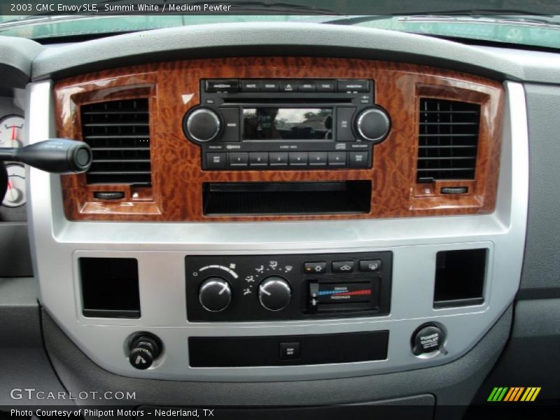 Summit White / Medium Pewter 2003 GMC Envoy SLE