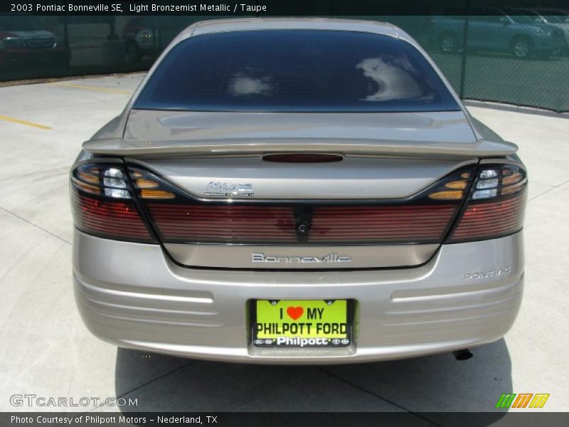 Light Bronzemist Metallic / Taupe 2003 Pontiac Bonneville SE