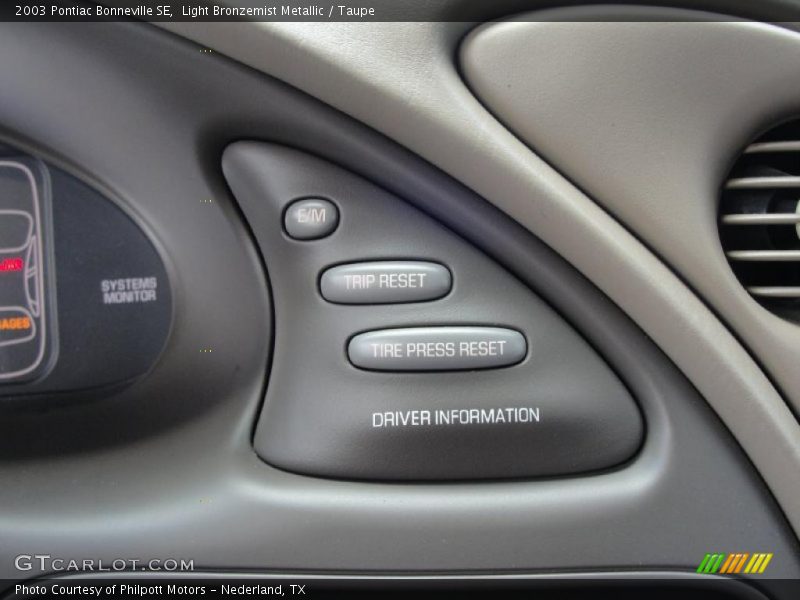 Light Bronzemist Metallic / Taupe 2003 Pontiac Bonneville SE