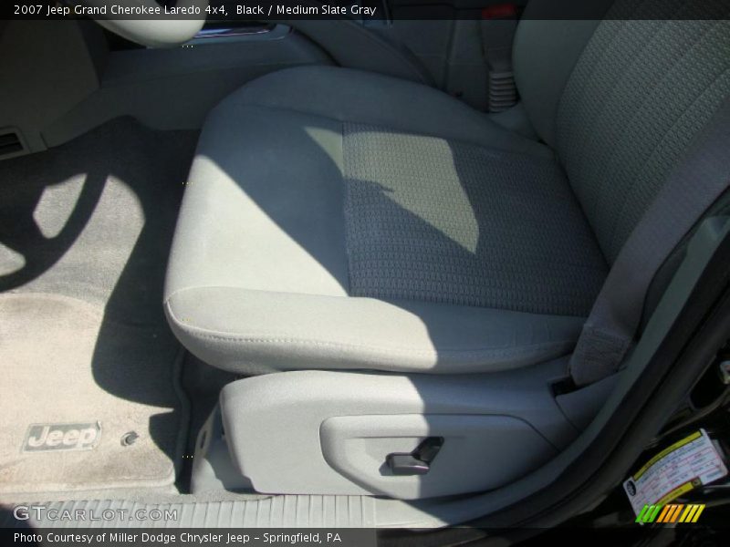 Black / Medium Slate Gray 2007 Jeep Grand Cherokee Laredo 4x4