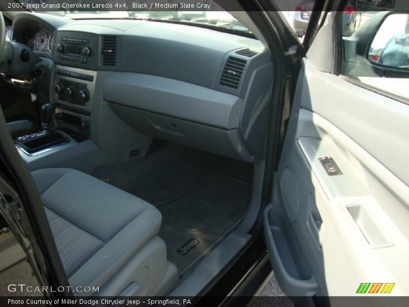 Black / Medium Slate Gray 2007 Jeep Grand Cherokee Laredo 4x4
