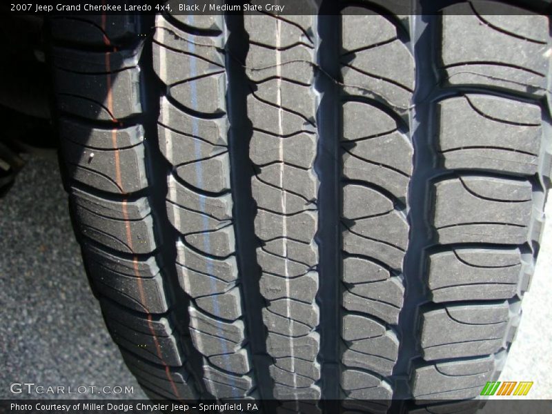 Black / Medium Slate Gray 2007 Jeep Grand Cherokee Laredo 4x4