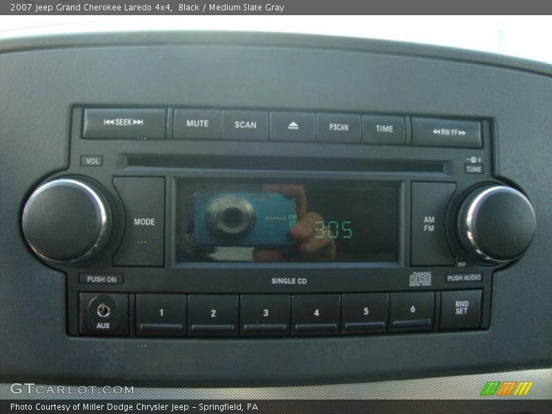 Black / Medium Slate Gray 2007 Jeep Grand Cherokee Laredo 4x4